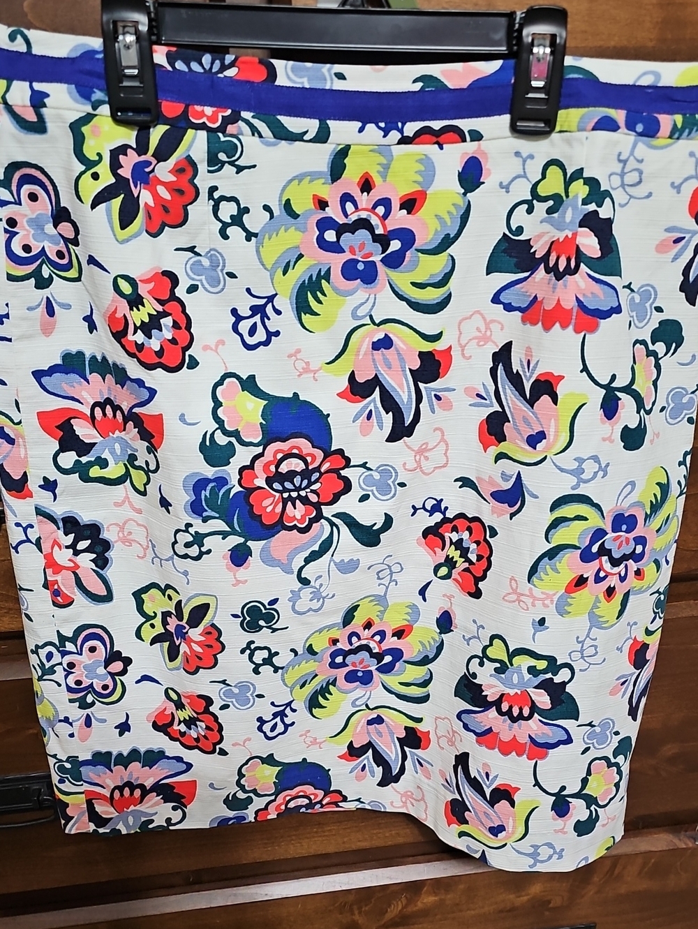Boden White Floral Pencil Skirt